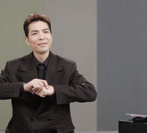 萧敬腾爆料真实身高视频,真实身高曝光引网友热议 第1张 萧敬腾爆料真实身高视频,真实身高曝光引网友热议 第1张