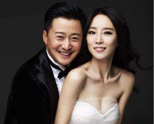 王智爆料吴京和老婆视频,真相背后引人深思